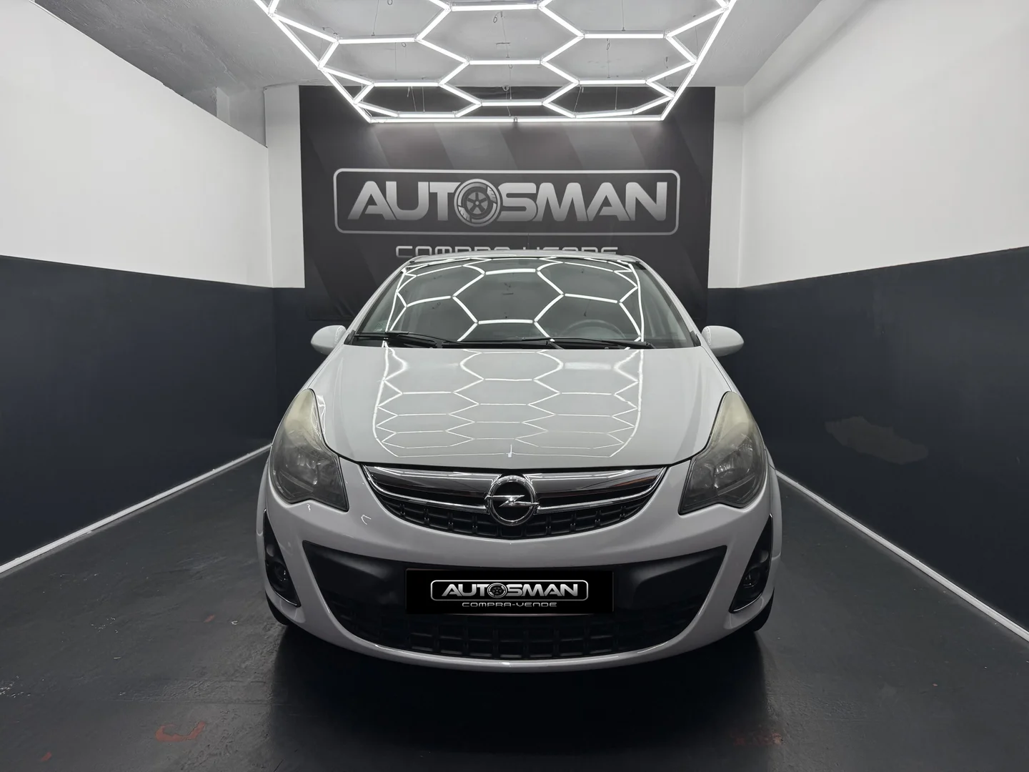 OPEL Corsa 1.4 Selective 2013 Gasolina Blanco - Interior